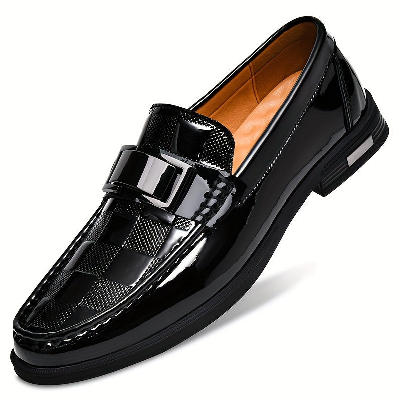 Vevora Stitched Loafers